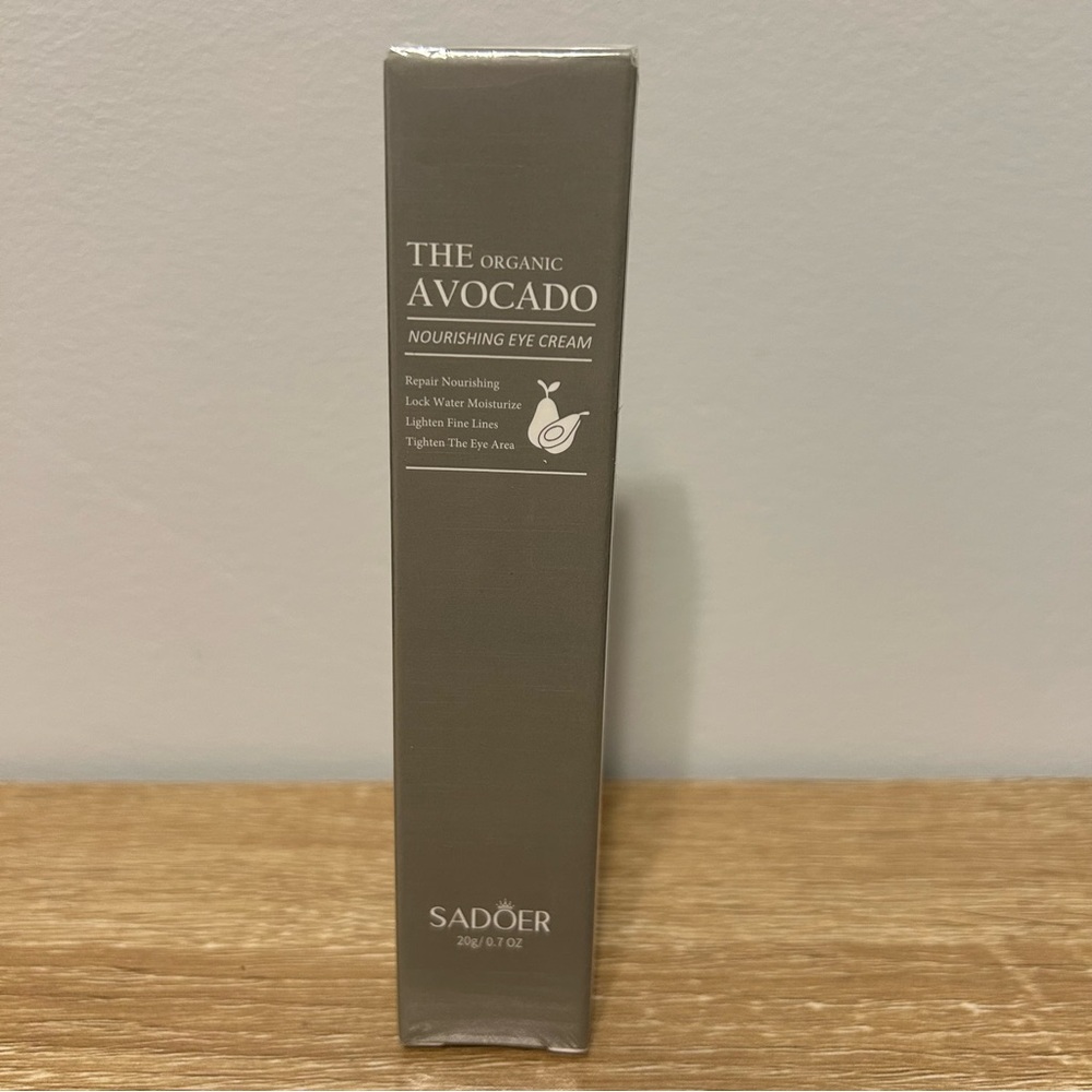 💙Sadoer organic avocado eye cream